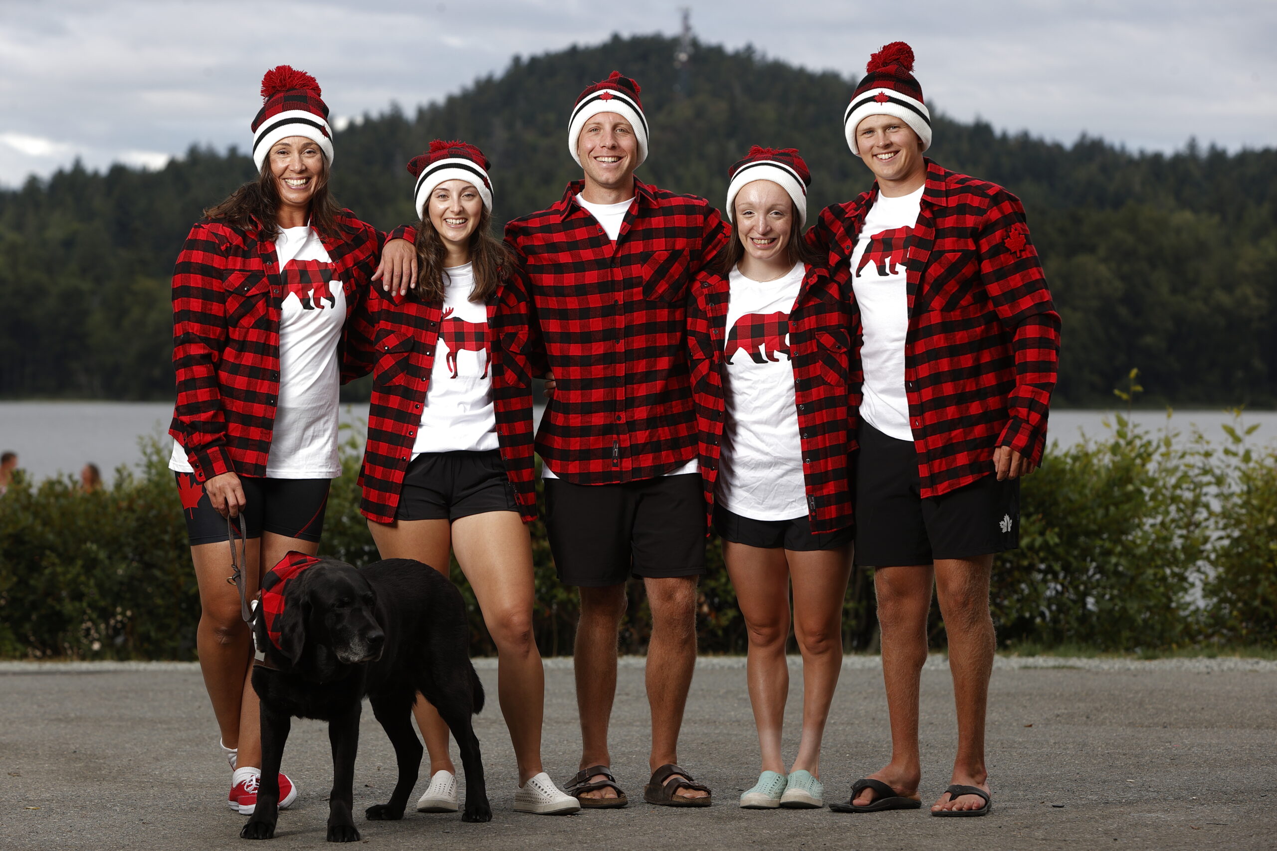 Image of Victoria and family with her seeing eye dog